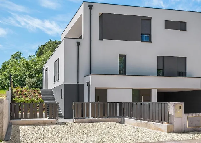 Nina & Mauro Apartament *