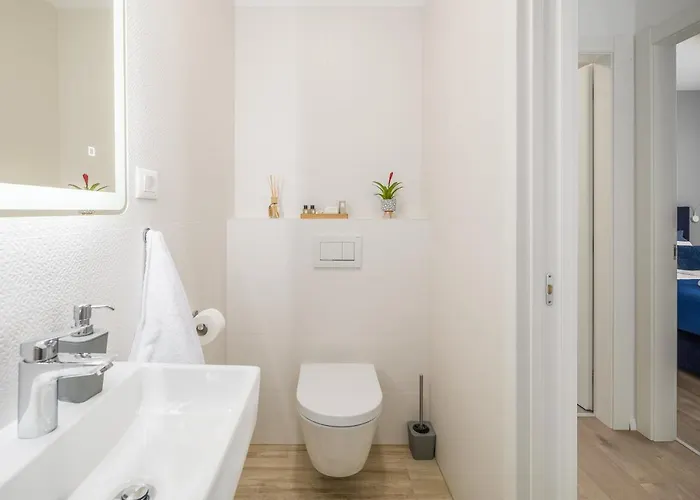 Nina & Mauro Apartman *